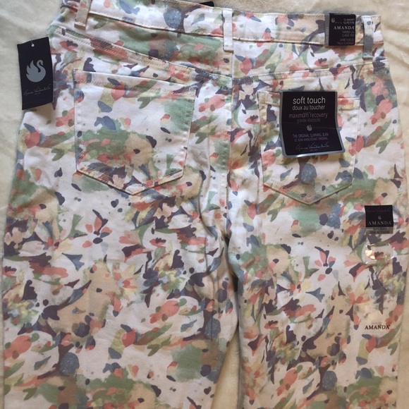 NWT Gloria Vanderbilt slimming jean classic rise - Picture 7 of 8